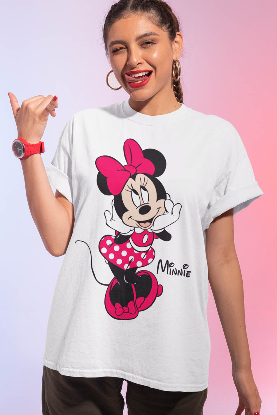 Minnie Mouse Pose T Shirts