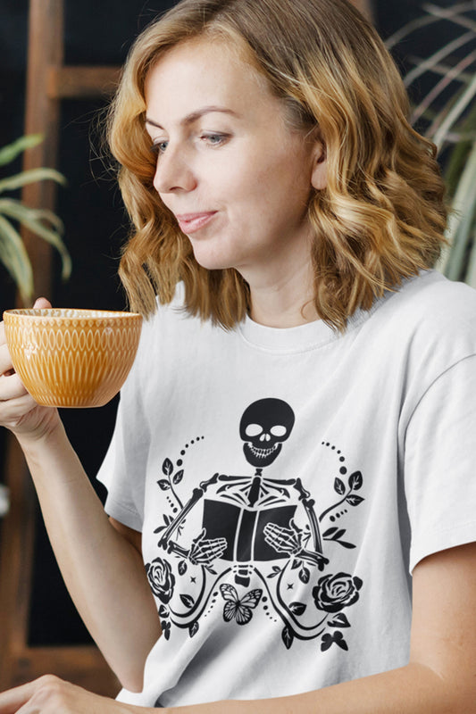 Skeleton With Book Trendy T-Shirt