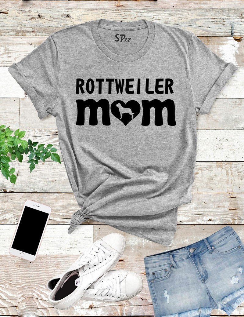 Rottweiler Mom T Shirt