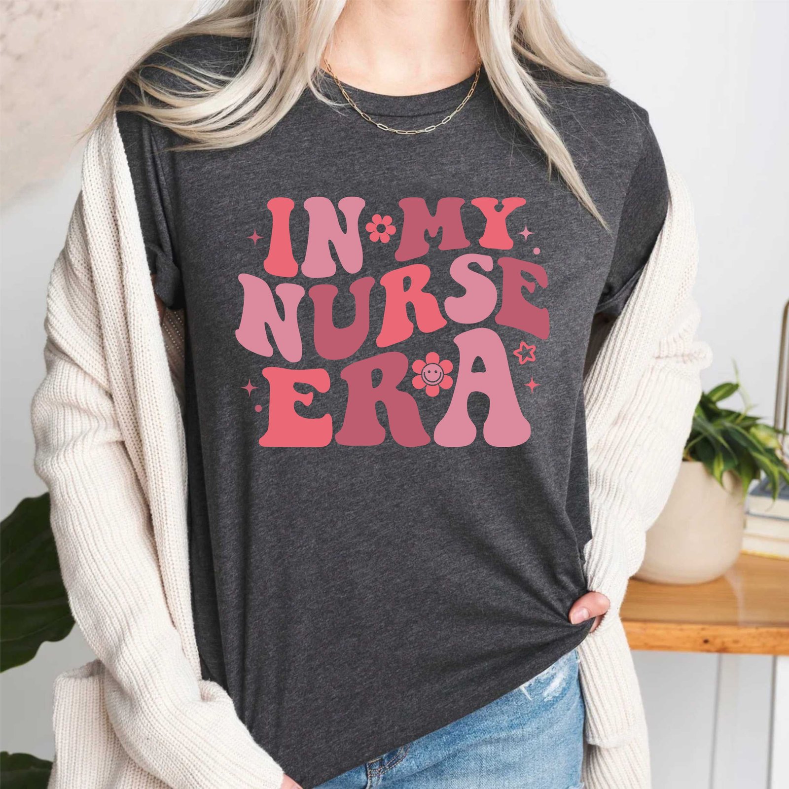 in-my-nurse-era-cool-nurses-nursing-graduation-school-student-t-shirt