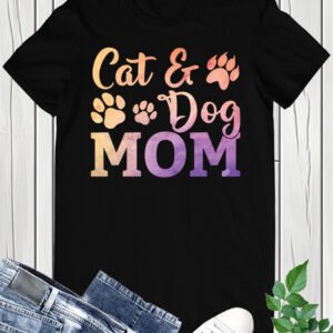 Cute Cat and Dog Mom T-shirt