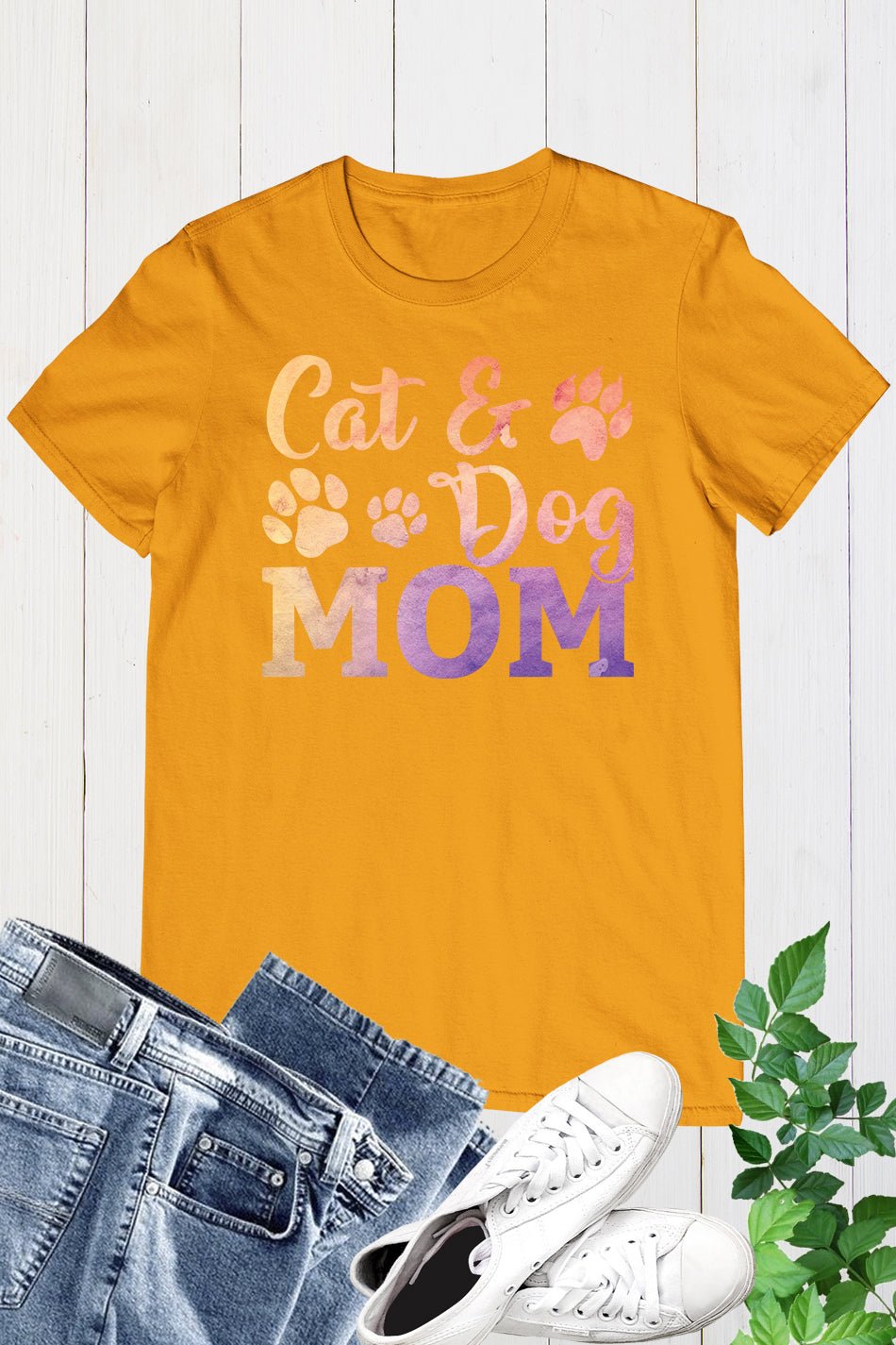 Cute Cat and Dog Mom T-shirt