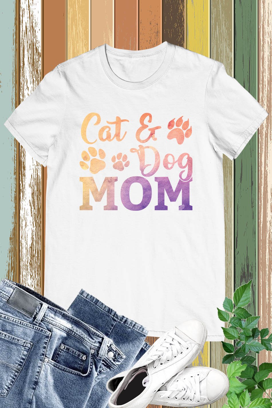 Cute Cat and Dog Mom T-shirt