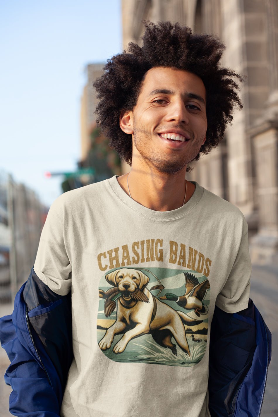 Chasing Bands Duck Hunting Labrador Gun Dog T Shirt - Image 2