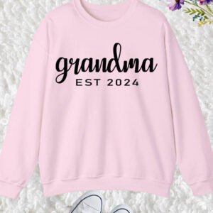 Grandma Est 2024 Sweatshirt