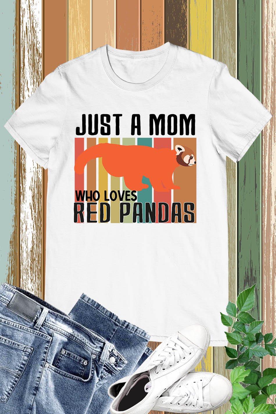 Just a Mom Who Love Red Pandas Vintage Shirt