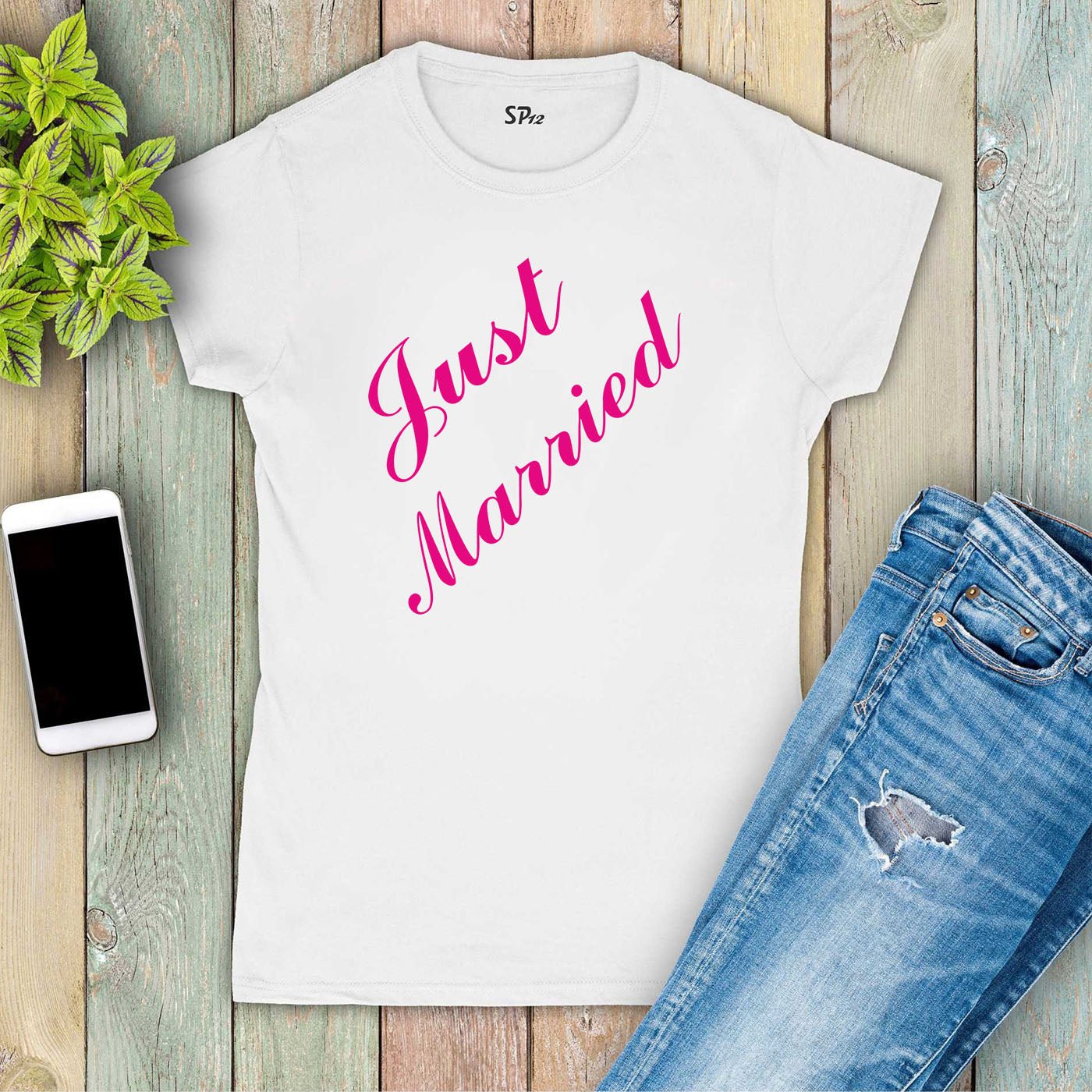 Women Wedding T Shirt Just Married Pink Text